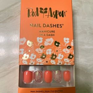 Red Aspen nails in Mom-osa color. New in package.